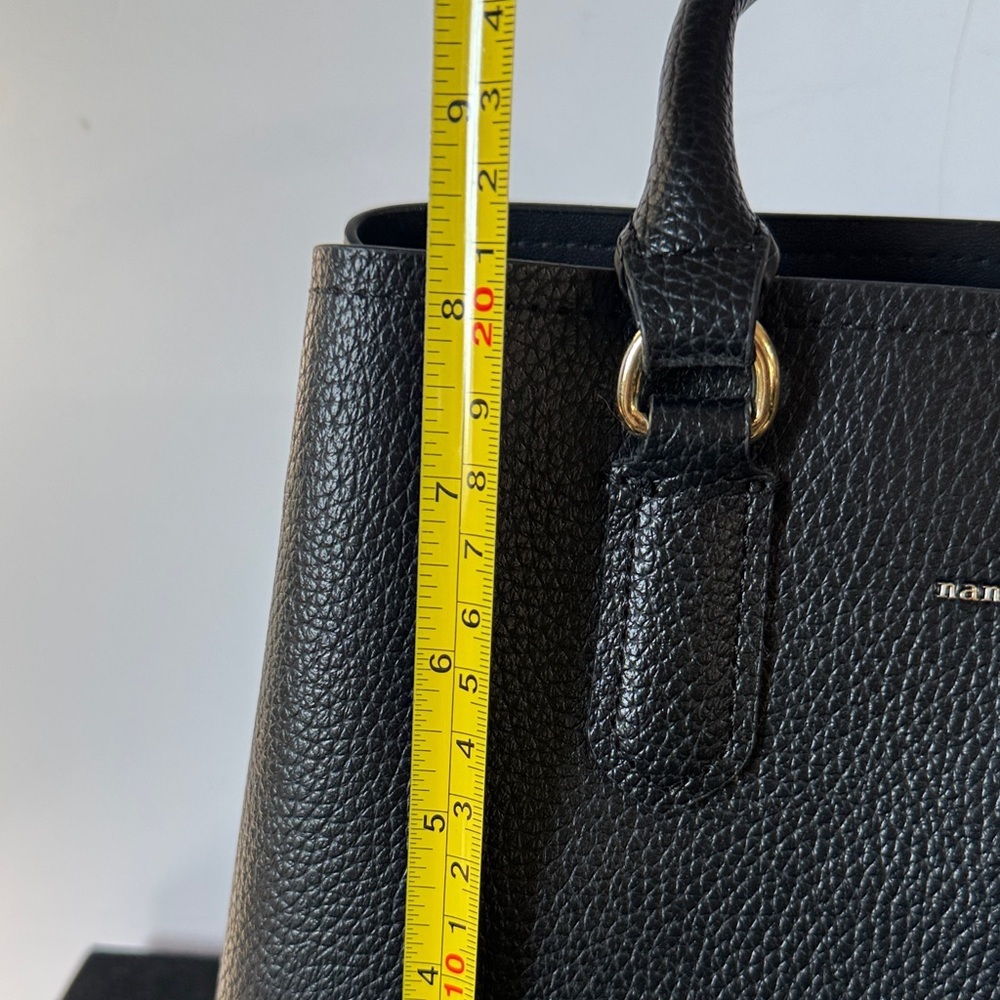 Nanette Lepore black pebbled faux leather tote handbag with a gold chain strap - Picture 9 of 10